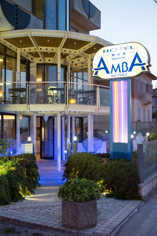 Amba Hotel Rimini Exterior foto