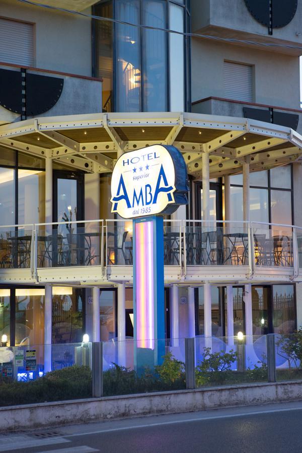 Amba Hotel Rimini Exterior foto